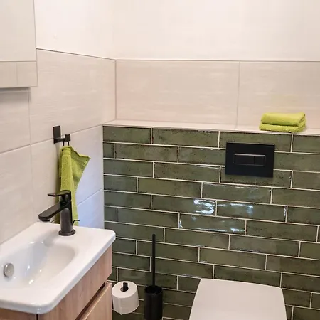 Apartament Eiche - In Mit Waldblick
